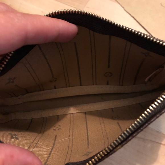 Louis Vuitton mini pochette - Picture 4 of 6